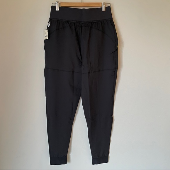 NEW Free People High Fives Joggers In Black - Picture 12 of 16